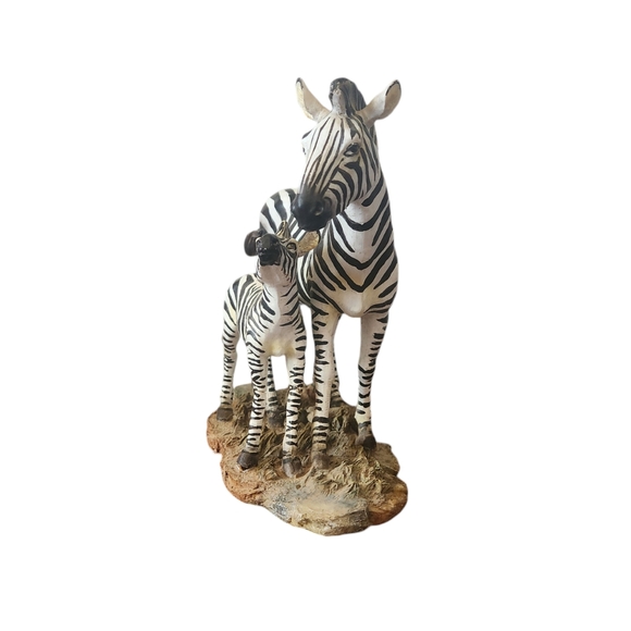 Zebra statue - Picture 2 of 3